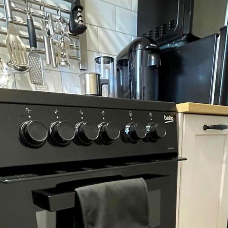 Stunning Luxury Apartment In Central Lymington Luaran gambar