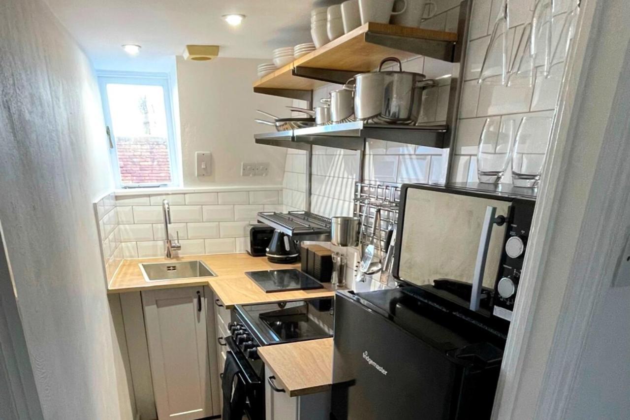 Stunning Luxury Apartment In Central Lymington Luaran gambar