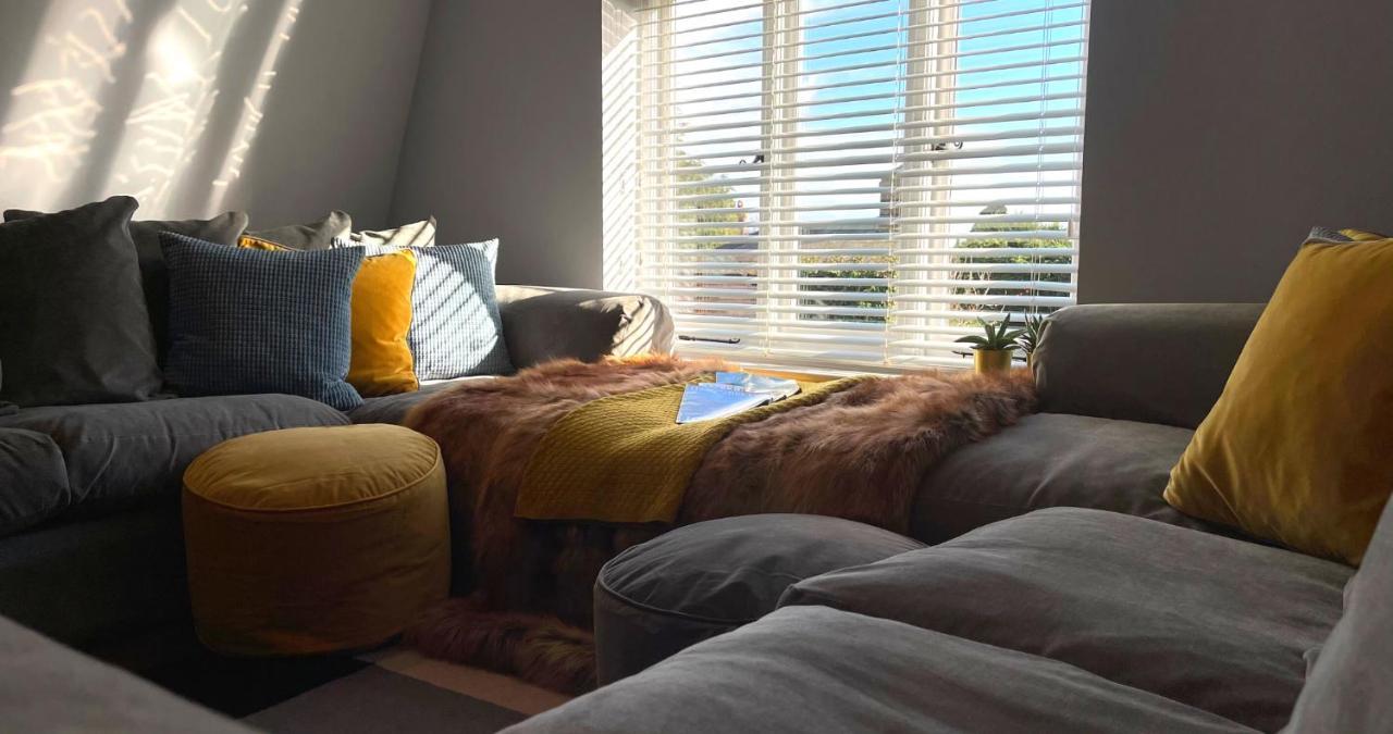 Stunning Luxury Apartment In Central Lymington Luaran gambar