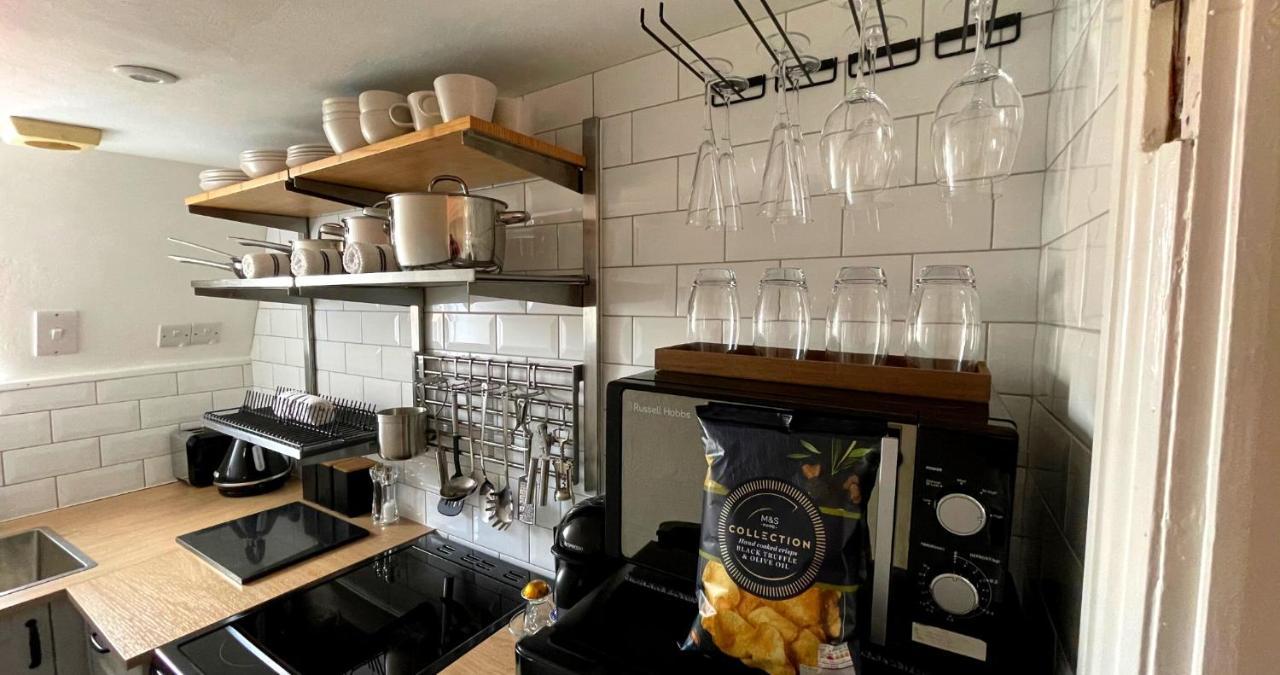 Stunning Luxury Apartment In Central Lymington Luaran gambar